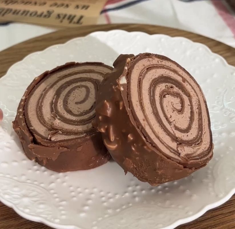 Шоколадный блинный рулет: идеальное угощение для Масленицы