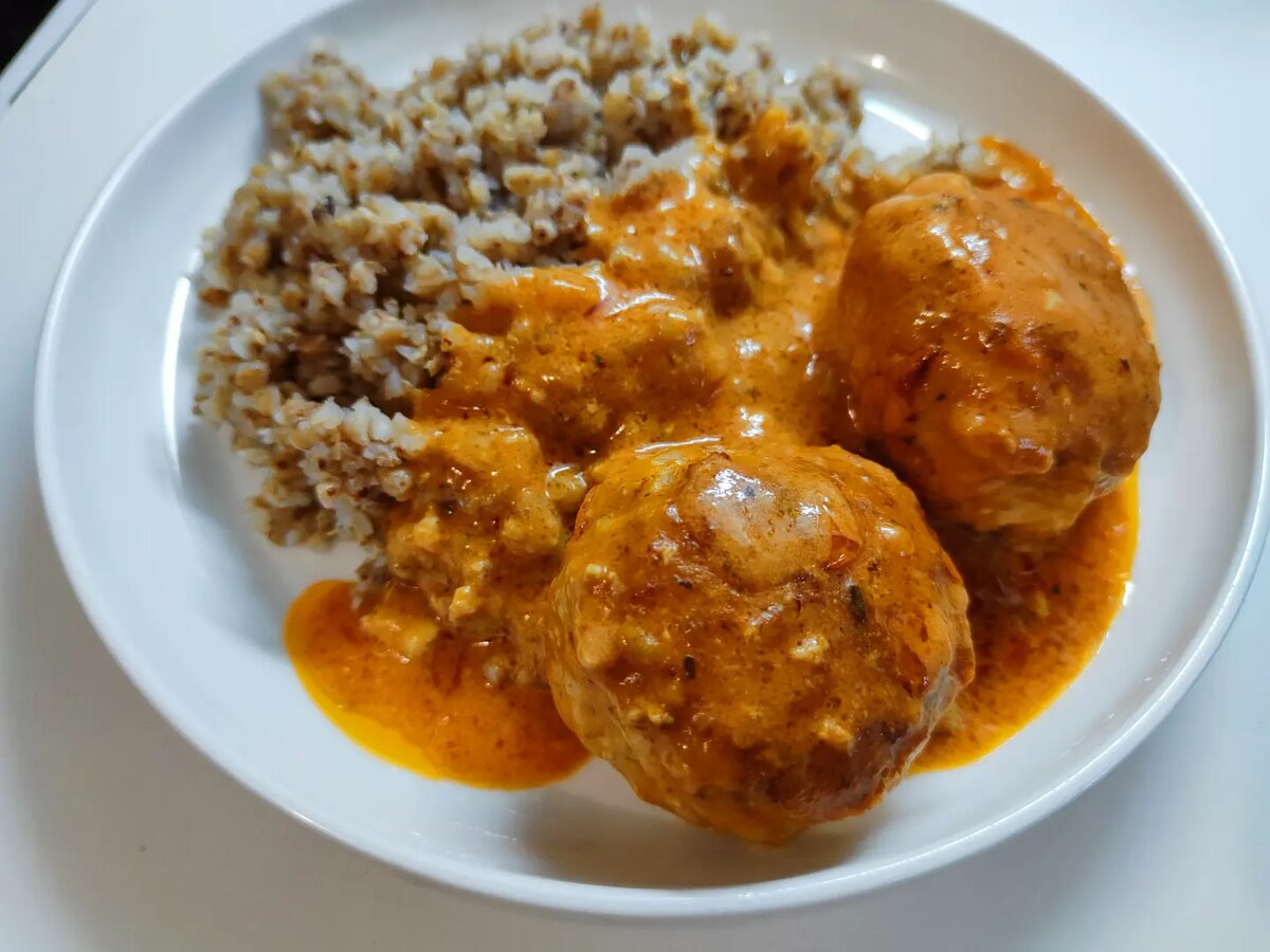 Как приготовить классические мясные тефтели без риса