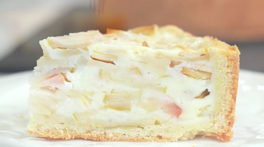 Яблочный пирог: простой, но очень вкусный десерт