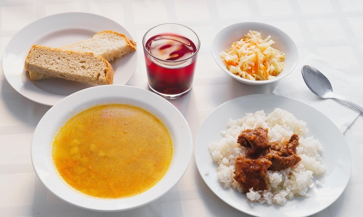 Проверка школьных столовых в Брестской области выявила ряд нарушений