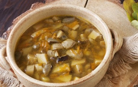 Постная кулинария: Грибной суп и фасолевые котлеты с сюрпризами