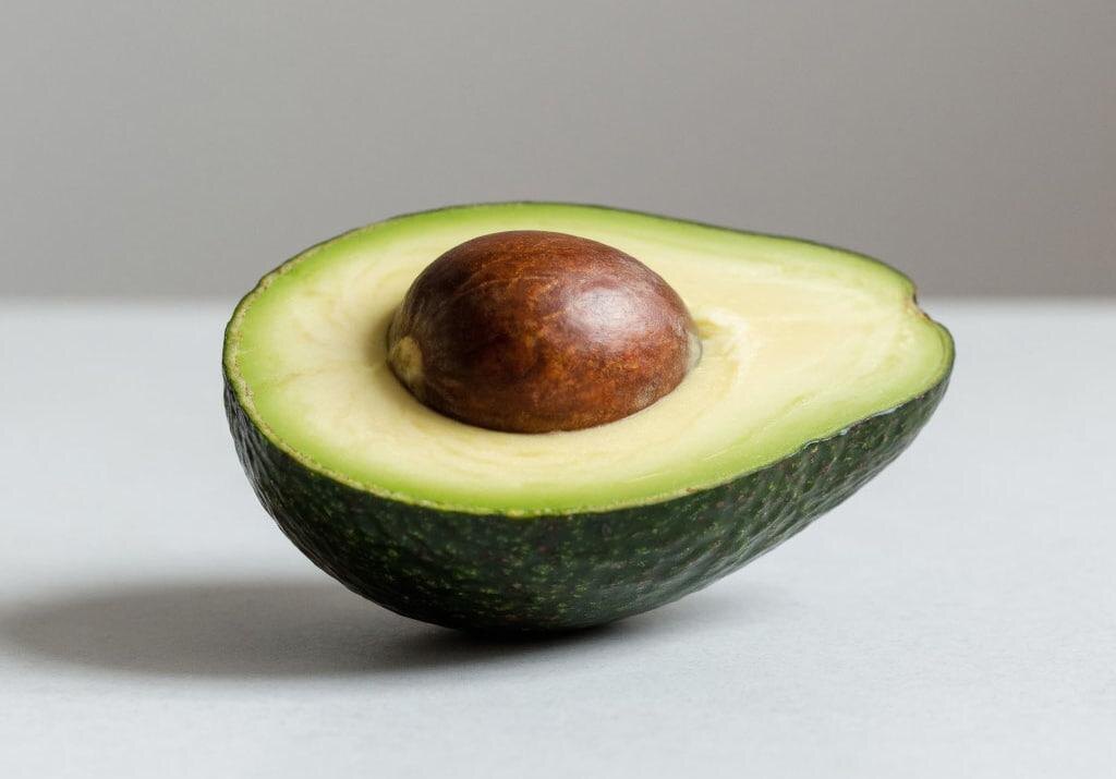 Авокадо: суперфрукт, который стоит включить в рацион