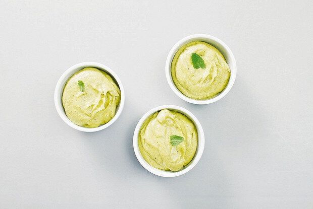 Нежный фисташковый мусс с авокадо