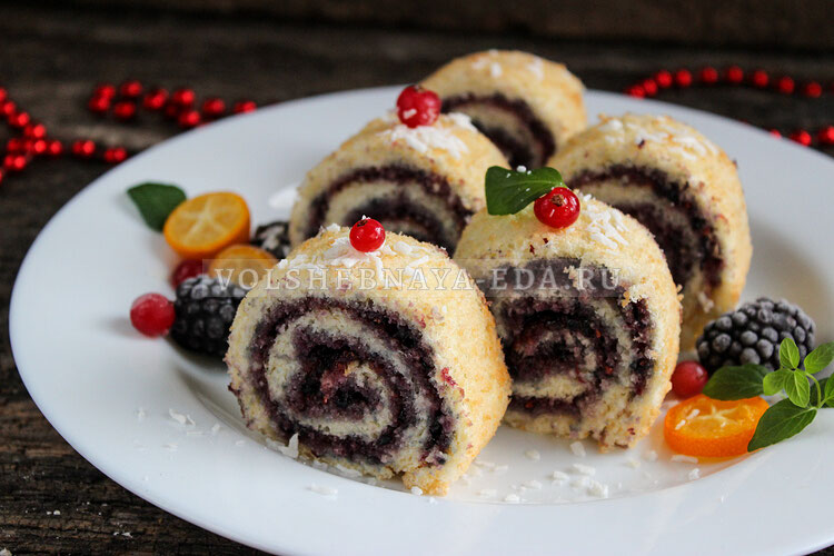 Как быстро приготовить бисквитный рулет за 5 минут