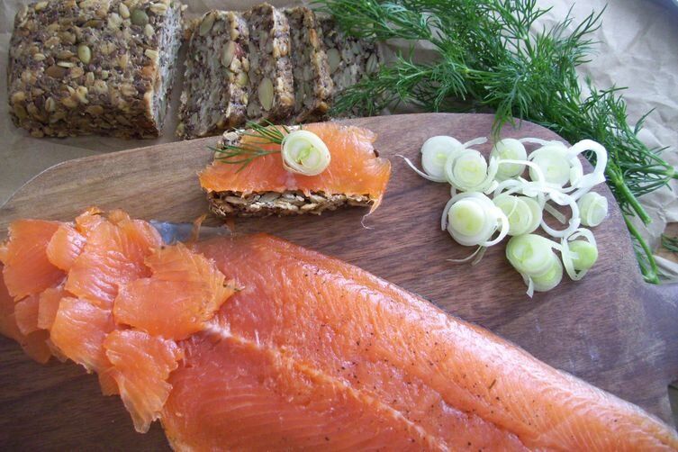 Как просто и быстро засолить горбушу для идеальных перекусов