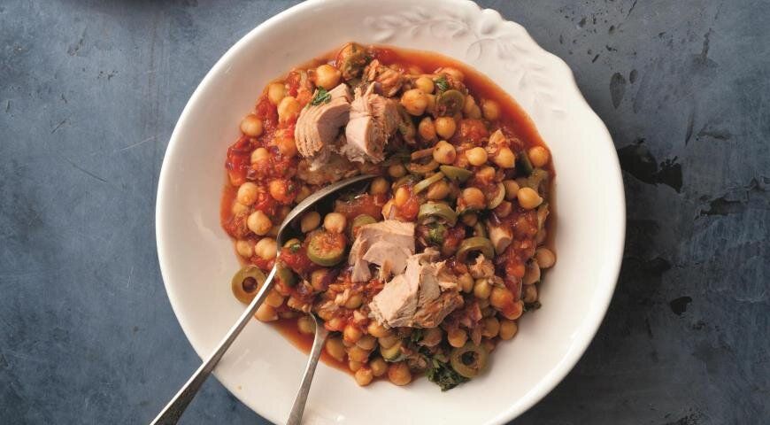 Простой рецепт вкусного блюда с тунцом и нутом