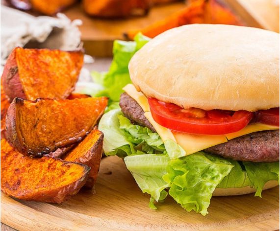 Чизбургер с мисо и бататом: новый взгляд на классику