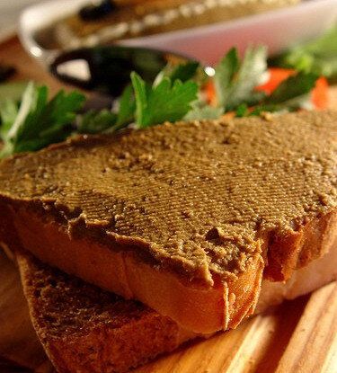 Паштет из брынзы и говяжьего языка: идеальная закуска для ваших встреч