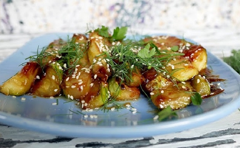 Кабачки в соево-чесночном соусе: новый взгляд на привычный гарнир