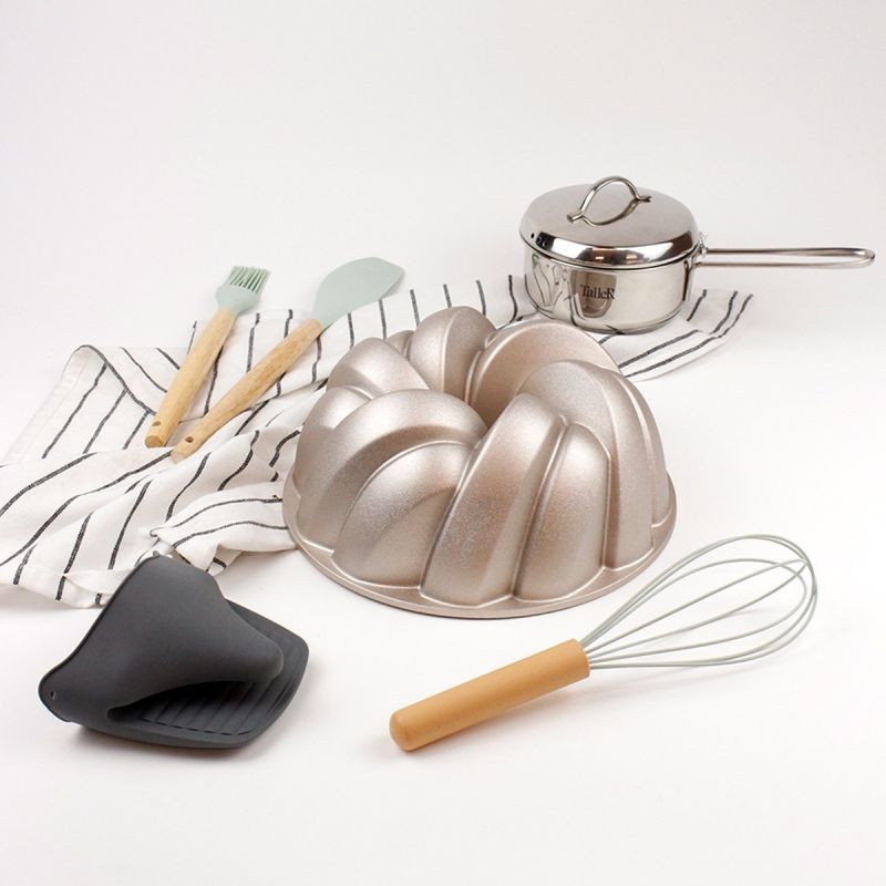 Почему стоит устроить домашний праздник на выходных