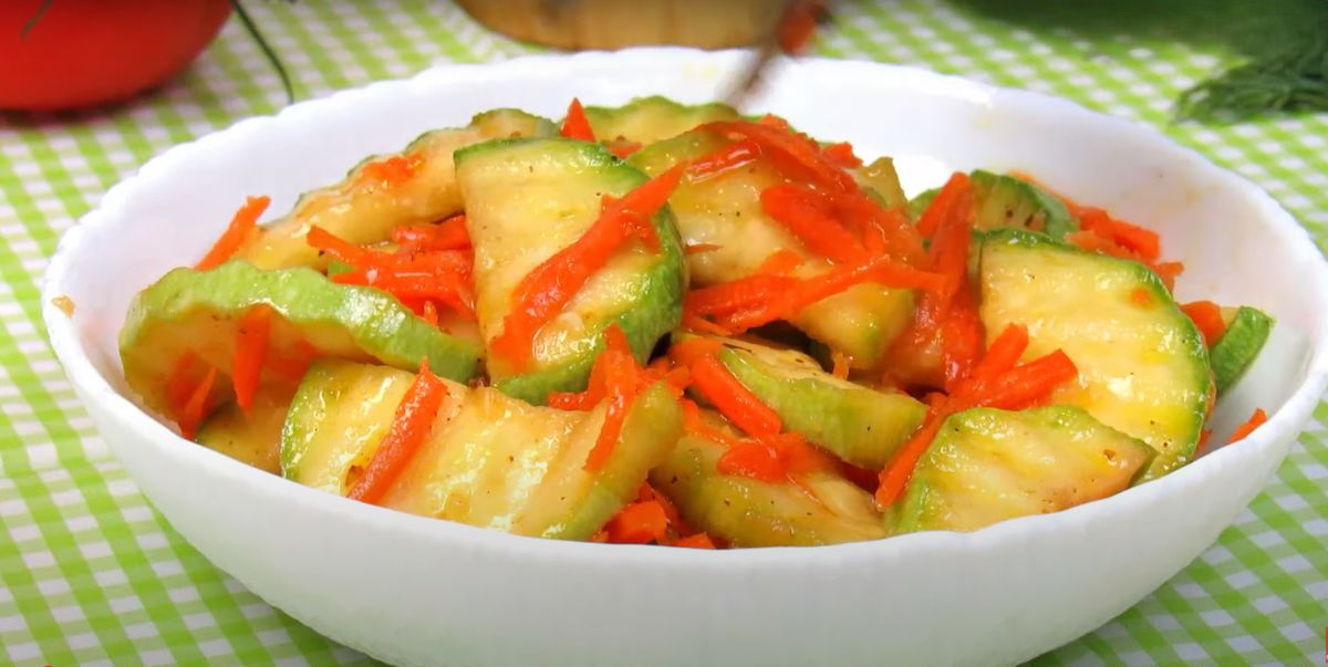 Маринованные кабачки по-корейски: простой рецепт, который удивит всех