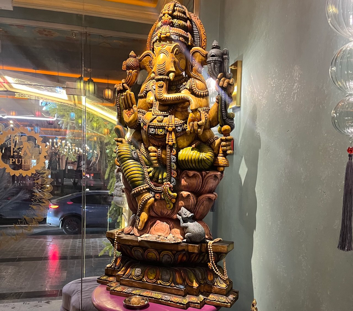 Восточный вкус на московских просторах: ресторан Tandoor на Оружейной