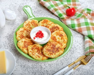 Нежные кабачковые оладьи, запеченные в духовке