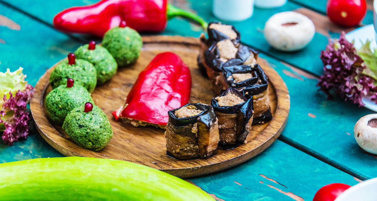 Пхали из молодой капусты