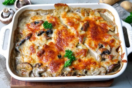 Запеканка из картофеля и грибов: быстро, вкусно и сытно