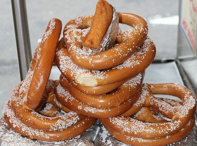 Сладкие крендельки: идеальное угощение к чаю и кофе