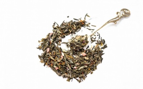 Клубничная гармония: когда зеленый чай становится десертом