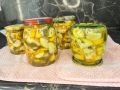 Как сохранить летний вкус – простой рецепт кабачков на зиму