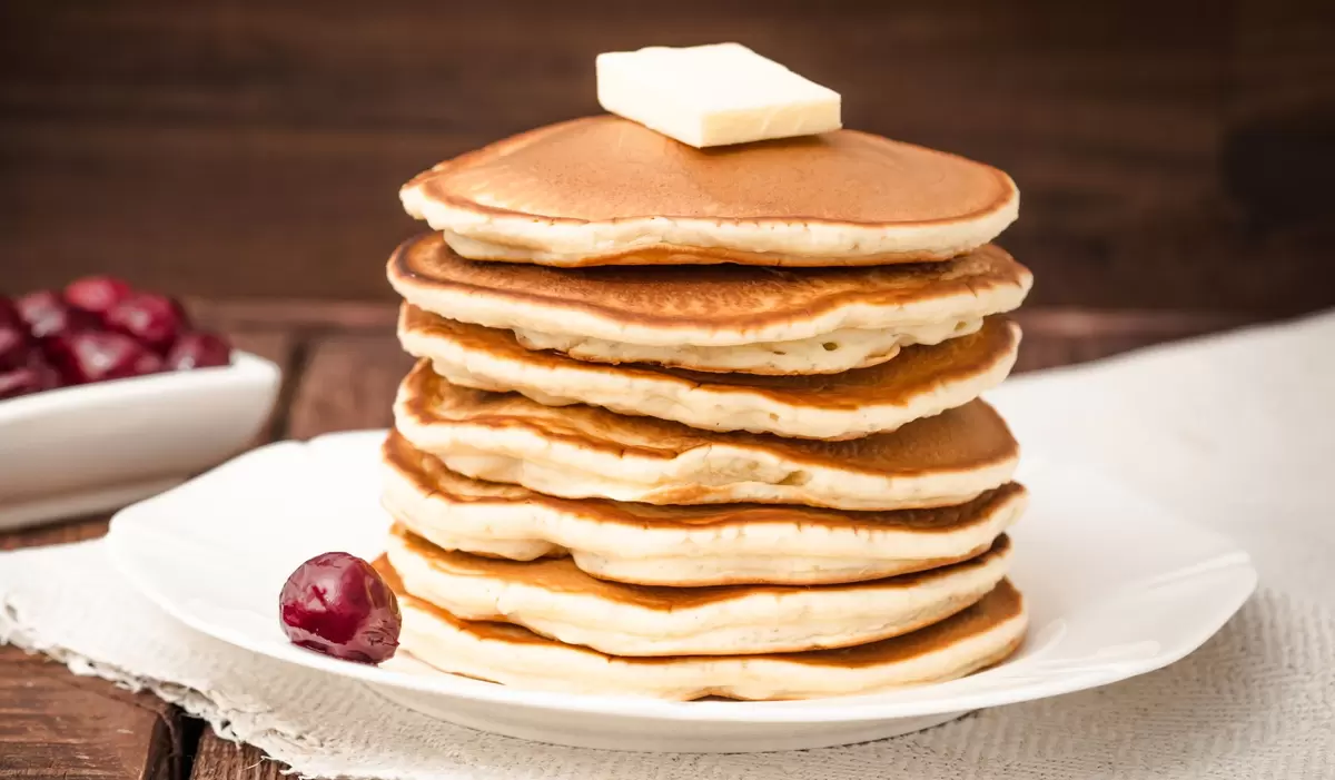 Пышные панкейки на кефире: легкий способ порадовать себя и близких