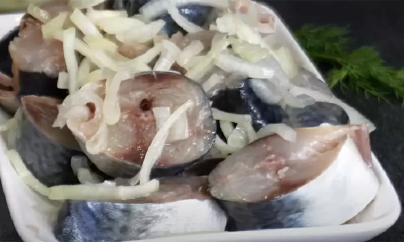 Секреты быстрого посола скумбрии: как создать вкус домашней солёной рыбы