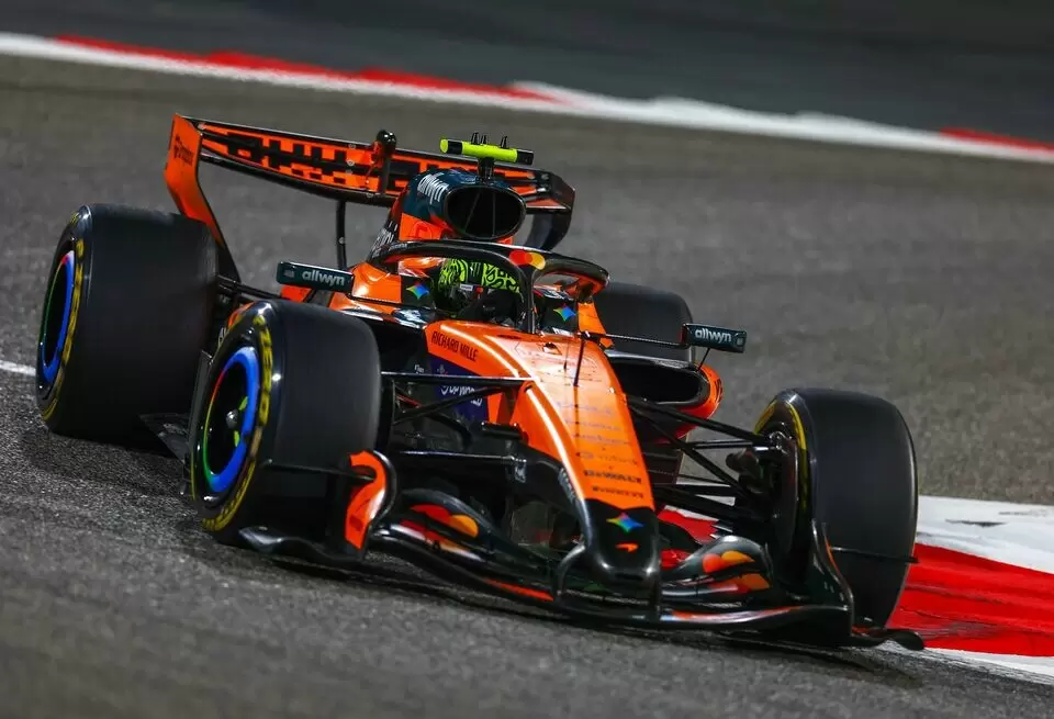 McLaren готовится к атаке на фоне конкуренции Ferrari и Mercedes